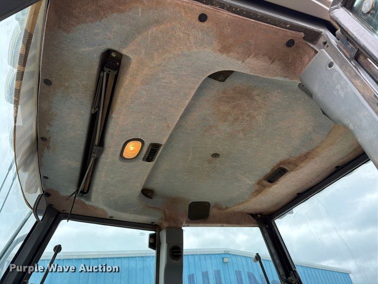 image for item DW6785 2007 New Holland B95 backhoe