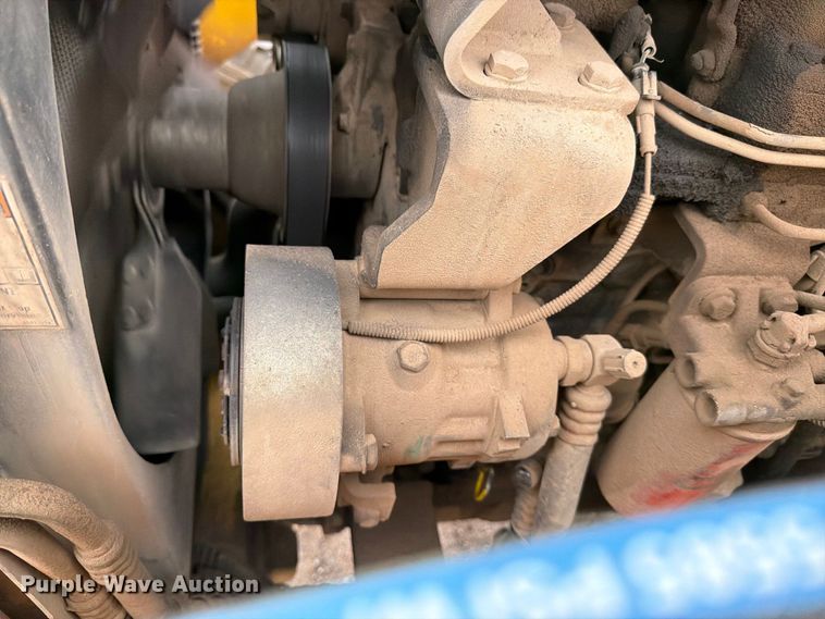 image for item DW6785 2007 New Holland B95 backhoe