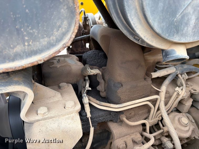 image for item DW6785 2007 New Holland B95 backhoe
