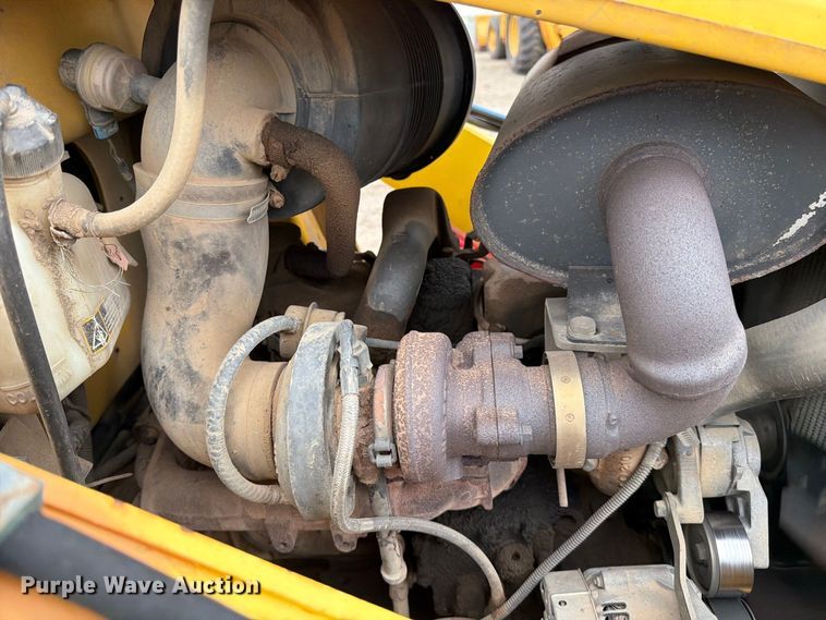 image for item DW6785 2007 New Holland B95 backhoe