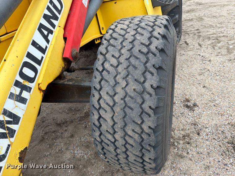 image for item DW6785 2007 New Holland B95 backhoe