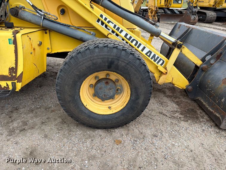 image for item DW6785 2007 New Holland B95 backhoe