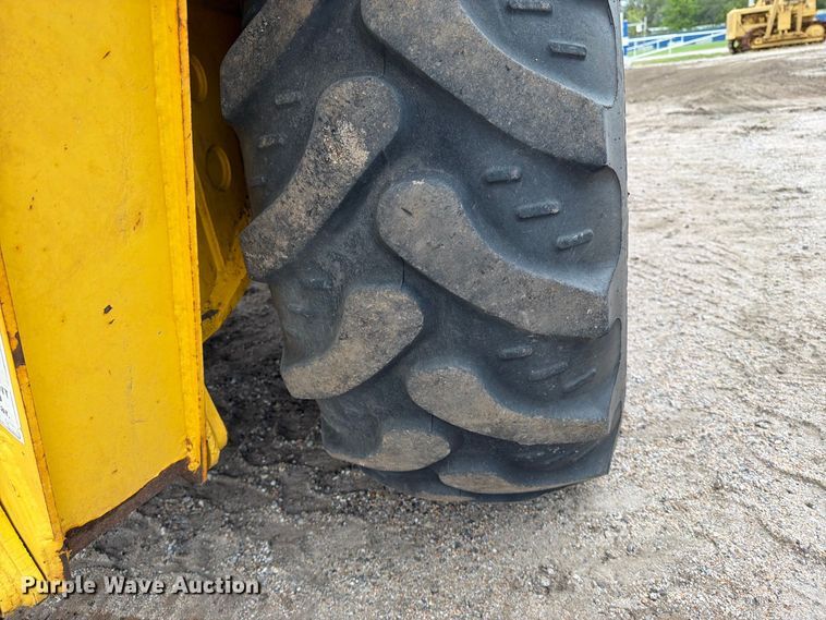 image for item DW6785 2007 New Holland B95 backhoe