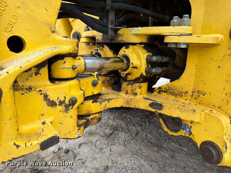image for item DW6786 2000 New Holland LB75 Backhoe