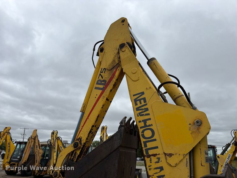 image for item DW6786 2000 New Holland LB75 Backhoe