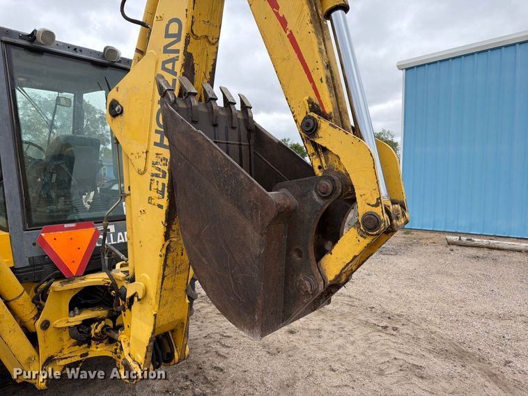 image for item DW6786 2000 New Holland LB75 Backhoe