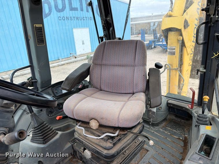 image for item DW6786 2000 New Holland LB75 Backhoe