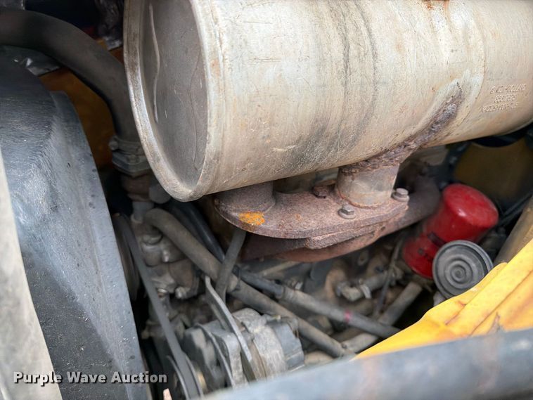 image for item DW6786 2000 New Holland LB75 Backhoe