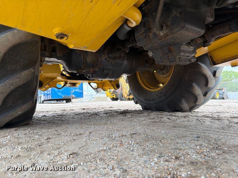 image for item DW6786 2000 New Holland LB75 Backhoe