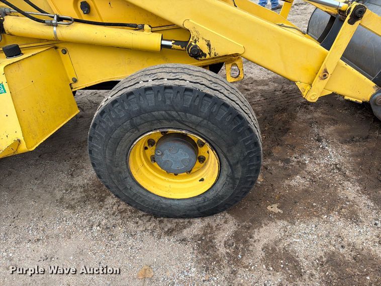 image for item DW6786 2000 New Holland LB75 Backhoe