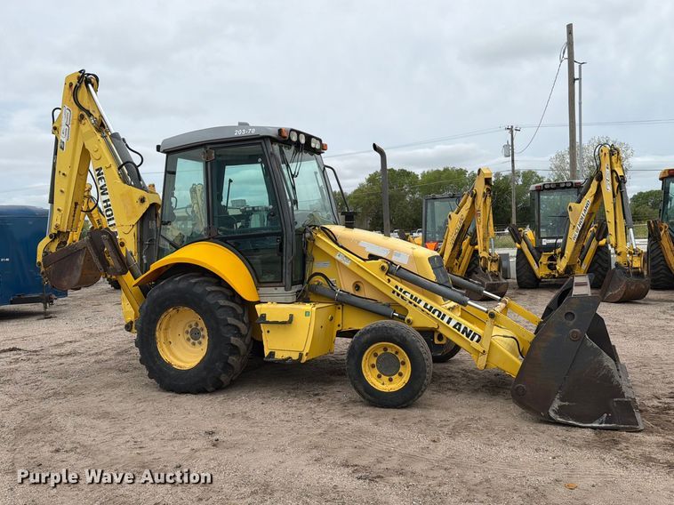 image for item DW6787 2007 New Holland B95 backhoe