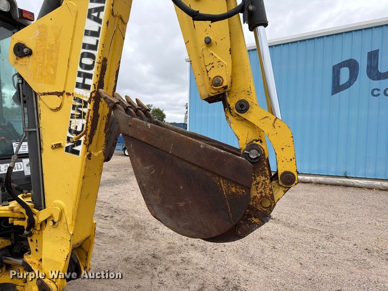 image for item DW6787 2007 New Holland B95 backhoe
