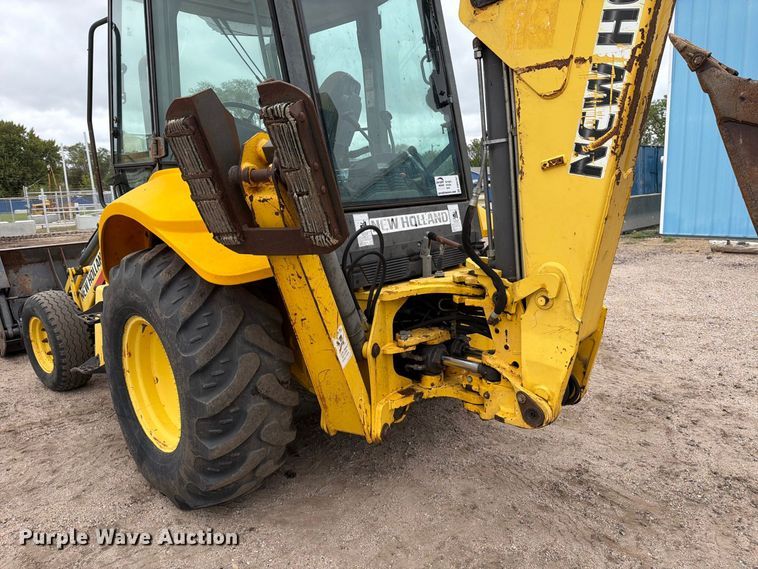 image for item DW6787 2007 New Holland B95 backhoe