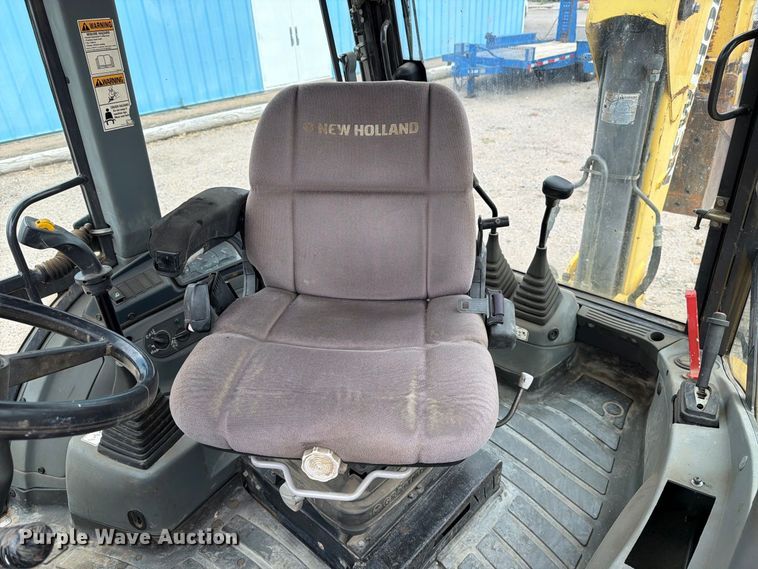 image for item DW6787 2007 New Holland B95 backhoe