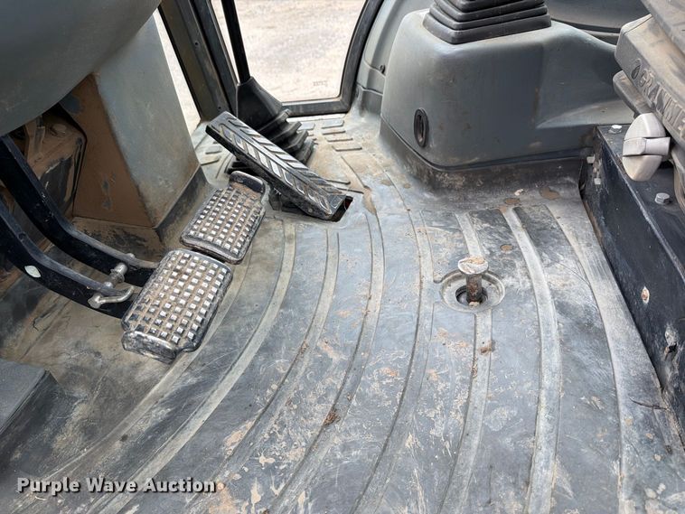 image for item DW6787 2007 New Holland B95 backhoe