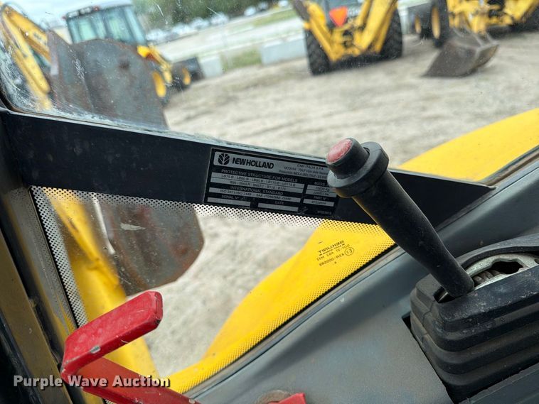 image for item DW6787 2007 New Holland B95 backhoe