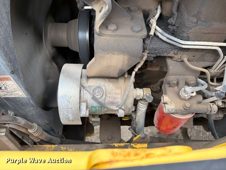 image for item DW6787 2007 New Holland B95 backhoe