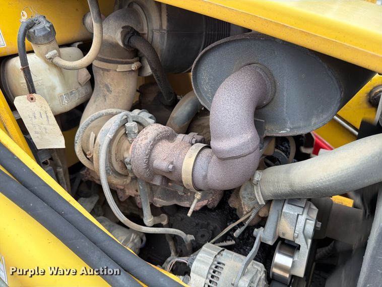 image for item DW6787 2007 New Holland B95 backhoe