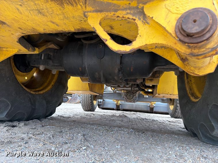 image for item DW6787 2007 New Holland B95 backhoe