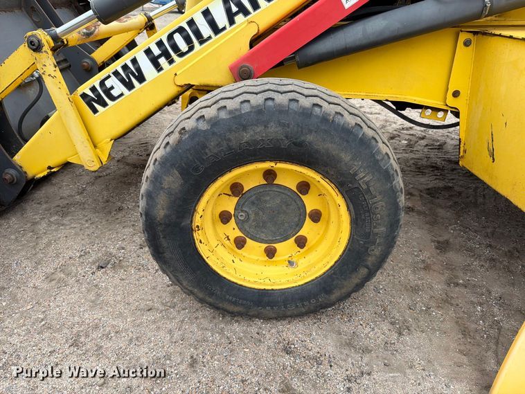 image for item DW6787 2007 New Holland B95 backhoe