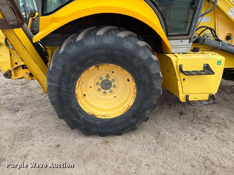 image for item DW6787 2007 New Holland B95 backhoe