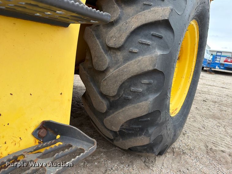 image for item DW6787 2007 New Holland B95 backhoe