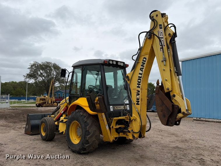 image for item DW6788 2016 New Holland B95C Backhoe