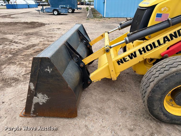 image for item DW6788 2016 New Holland B95C Backhoe