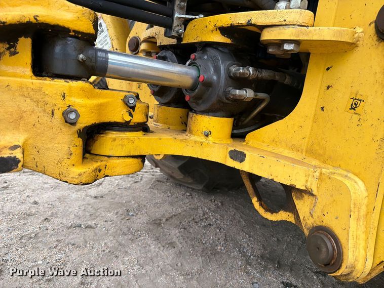 image for item DW6788 2016 New Holland B95C Backhoe