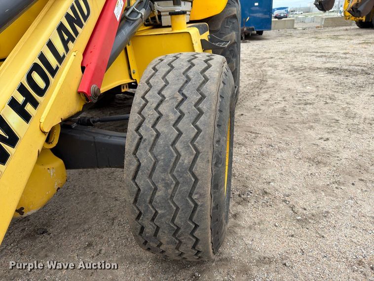 image for item DW6788 2016 New Holland B95C Backhoe