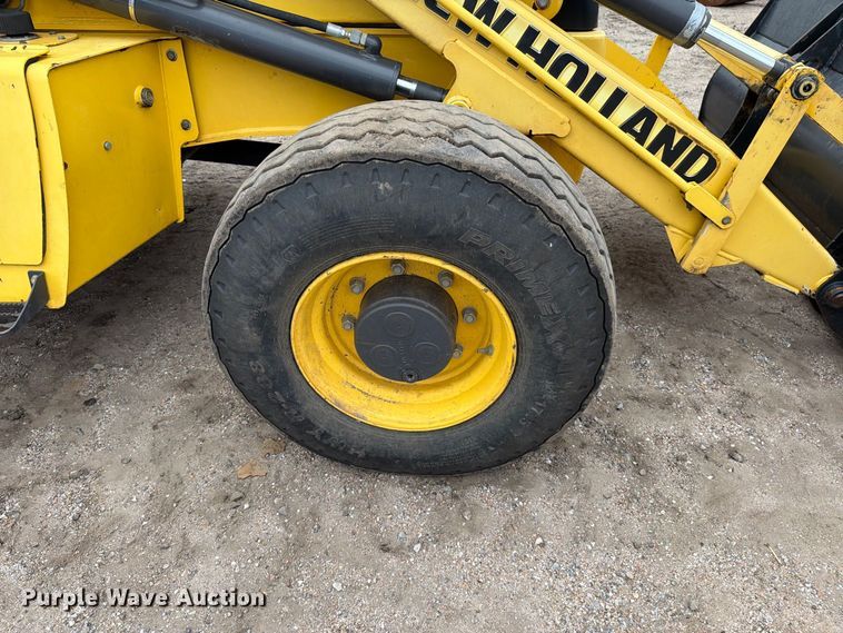 image for item DW6788 2016 New Holland B95C Backhoe