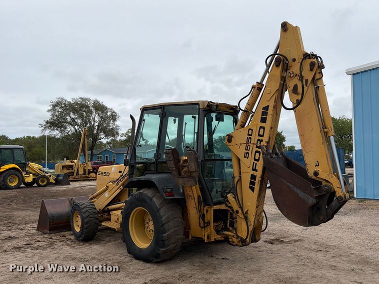 image for item DW6789 1996 Ford 555D backhoe