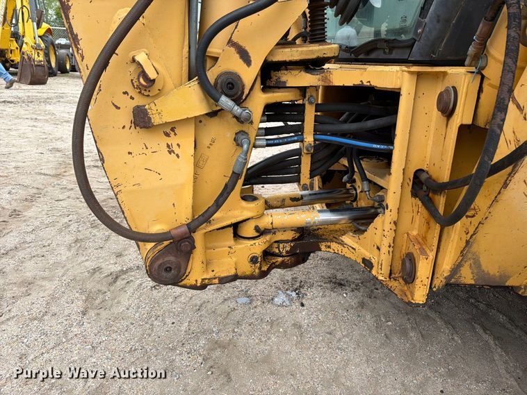 image for item DW6789 1996 Ford 555D backhoe