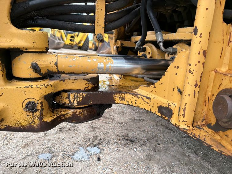 image for item DW6789 1996 Ford 555D backhoe