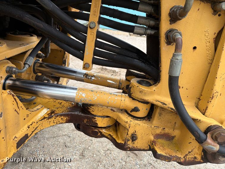 image for item DW6789 1996 Ford 555D backhoe