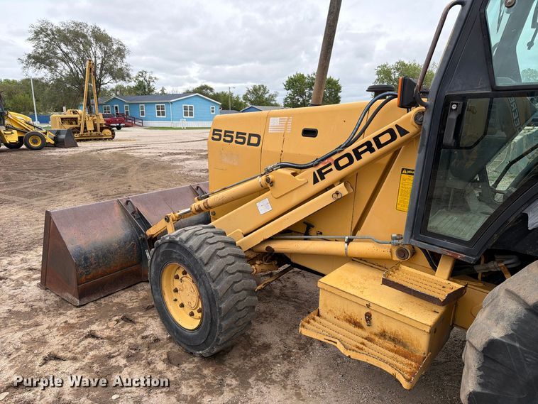 image for item DW6789 1996 Ford 555D backhoe