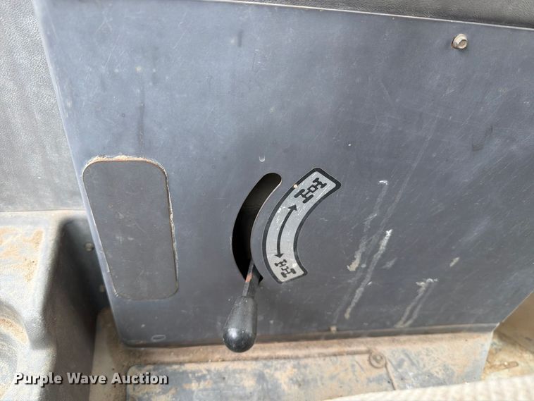image for item DW6789 1996 Ford 555D backhoe