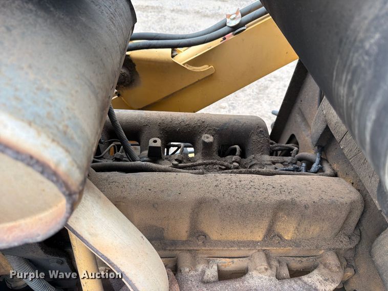 image for item DW6789 1996 Ford 555D backhoe