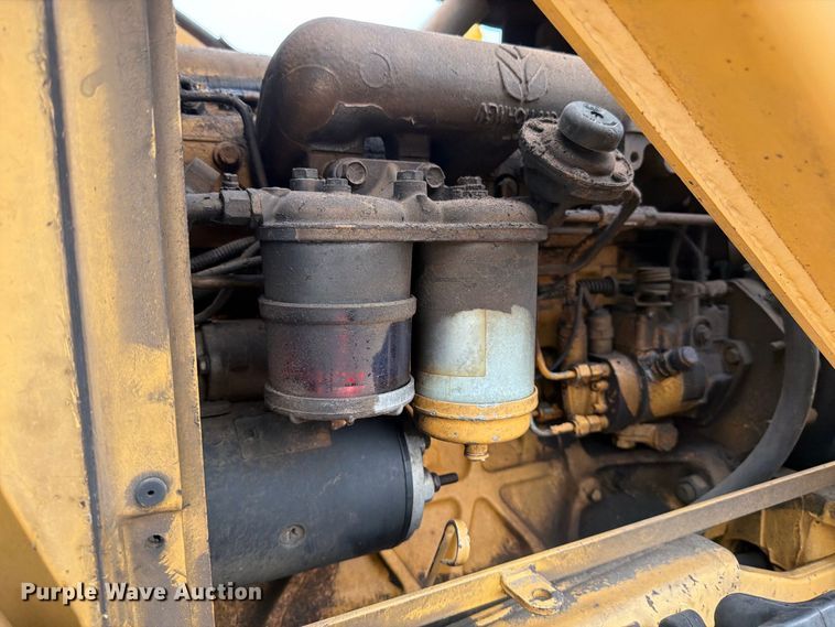 image for item DW6789 1996 Ford 555D backhoe