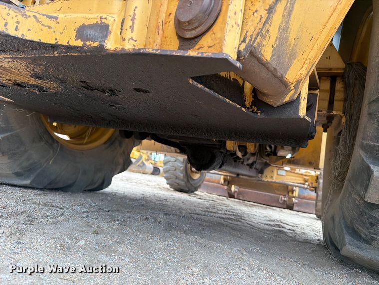 image for item DW6789 1996 Ford 555D backhoe