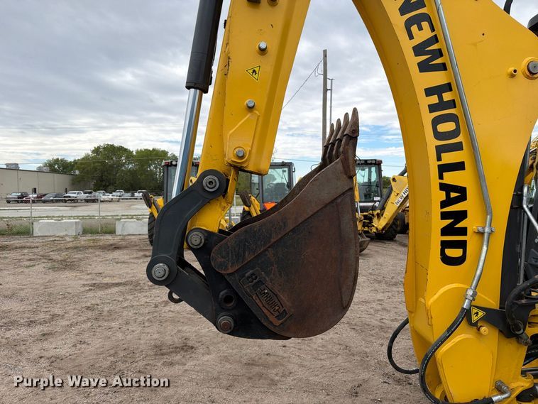 image for item DW6790 2022 New Holland B75D backhoe