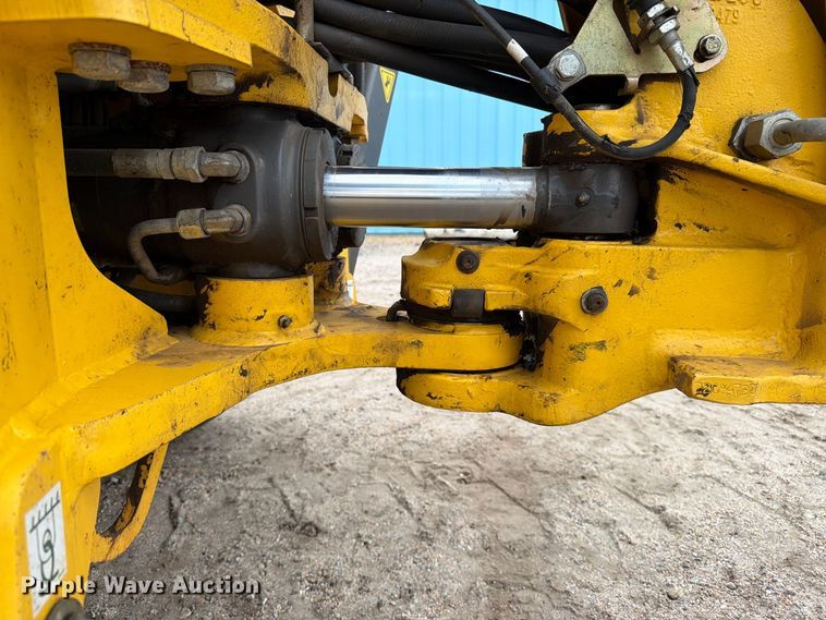 image for item DW6790 2022 New Holland B75D backhoe