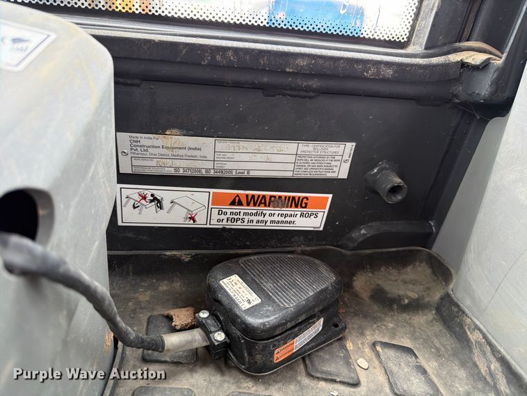 image for item DW6790 2022 New Holland B75D backhoe