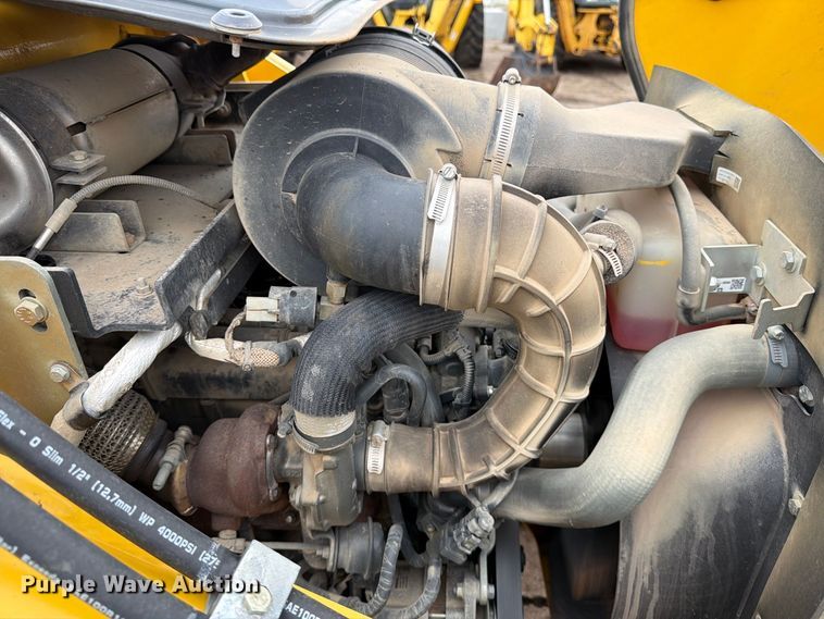 image for item DW6790 2022 New Holland B75D backhoe