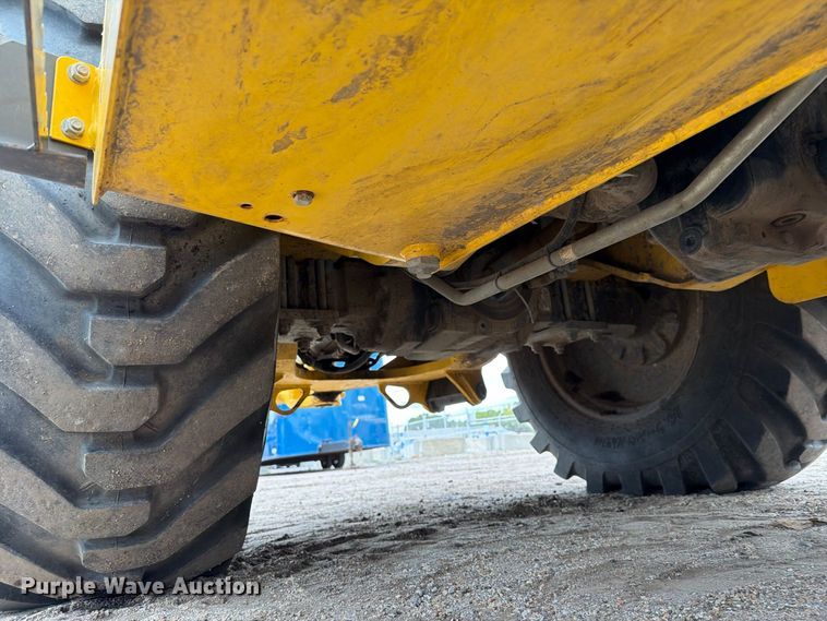 image for item DW6790 2022 New Holland B75D backhoe