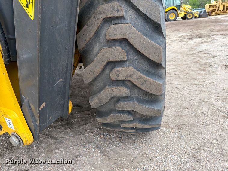 image for item DW6790 2022 New Holland B75D backhoe