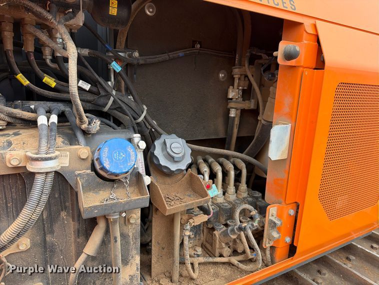 image for item DW6791 2023 Doosan DD100-US dozer