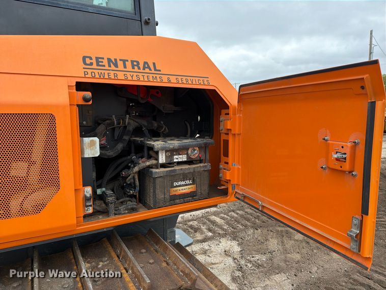 image for item DW6791 2023 Doosan DD100-US dozer