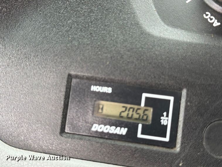 image for item DW6791 2023 Doosan DD100-US dozer