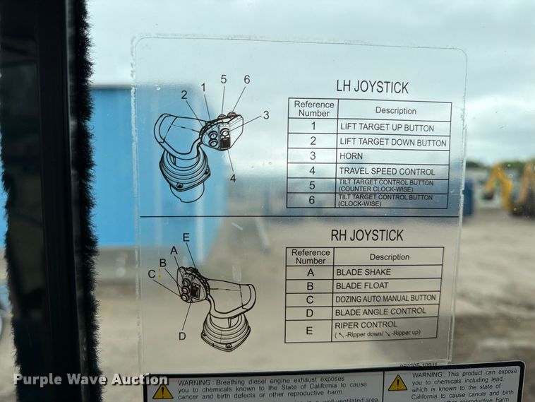 image for item DW6791 2023 Doosan DD100-US dozer
